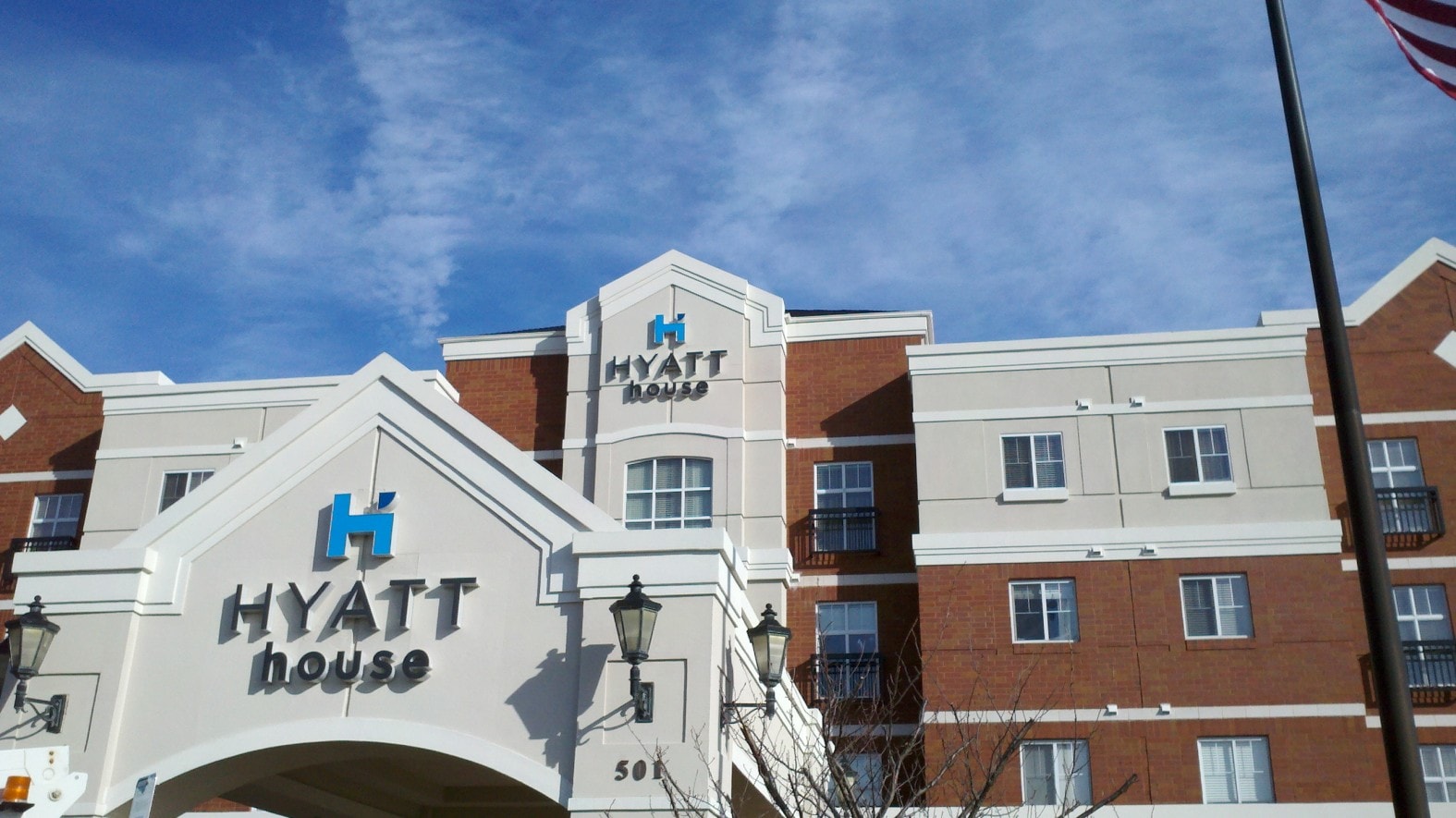 A sign for Hyatt Place